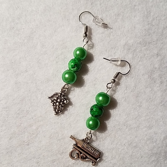 Handcrafted Wine Lovers Bracelet & Earrings Set - Picture 2 of 3